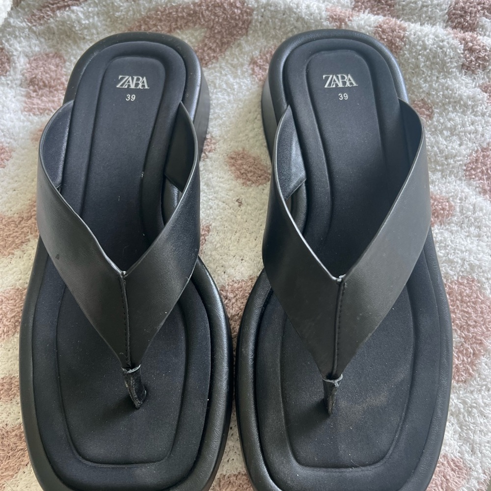 Zara Black Platform Sandals sz 8 (EUR 39)
